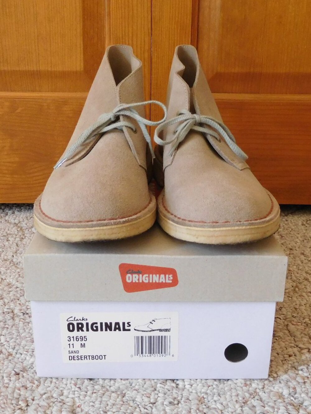 Clarks Original Desert Boot Men's size 11 M, sand color